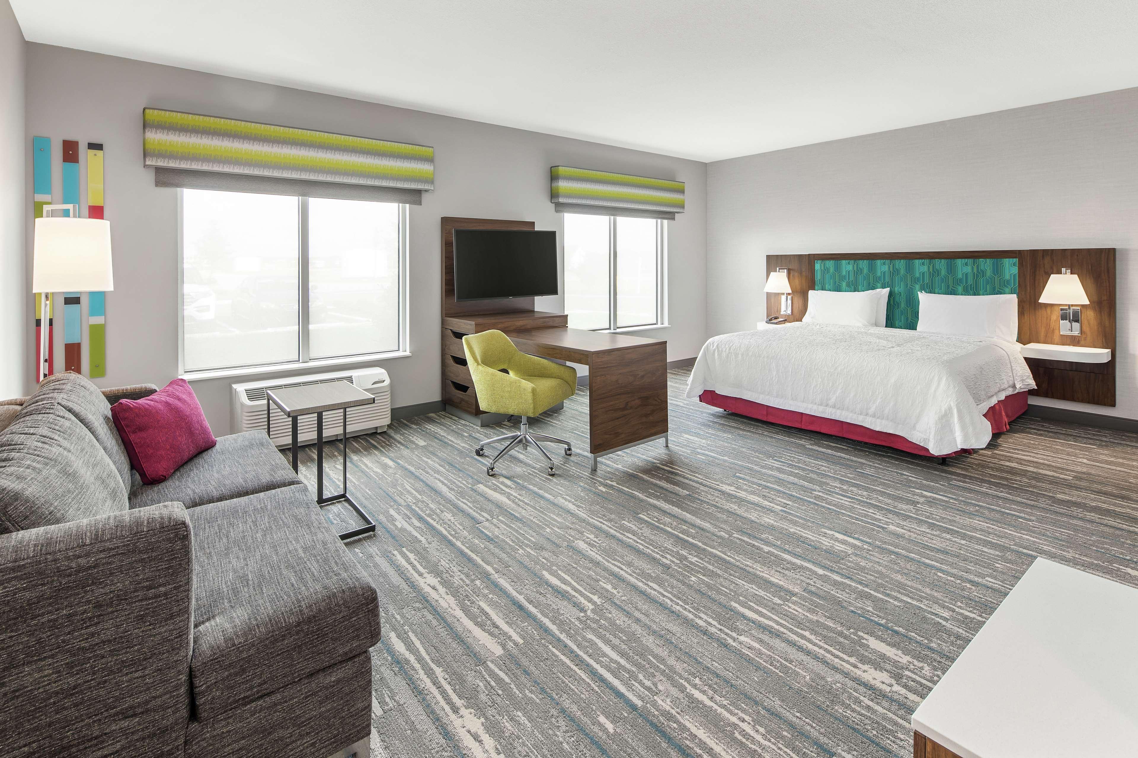 Hampton Inn Odessa Trinity Екстериор снимка
