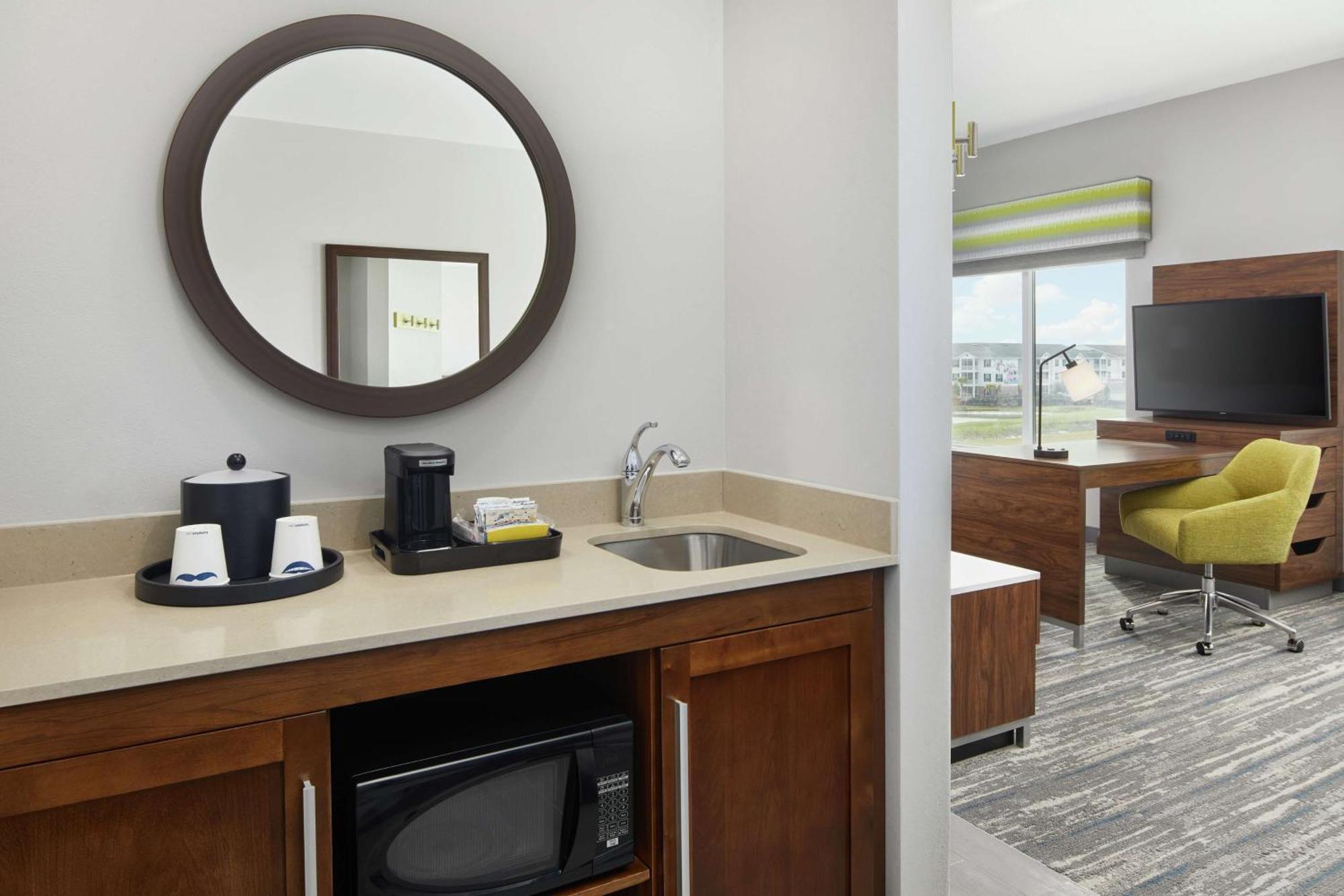 Hampton Inn Odessa Trinity Екстериор снимка